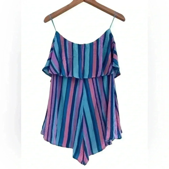 Pink Lily Strapless Romper Size medium - Picture 1 of 10